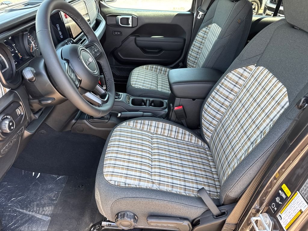 New 2026 Granite Crystal Metallic Clear-Coat Exterior Paint Jeep 85th Anniversary Edition image 25