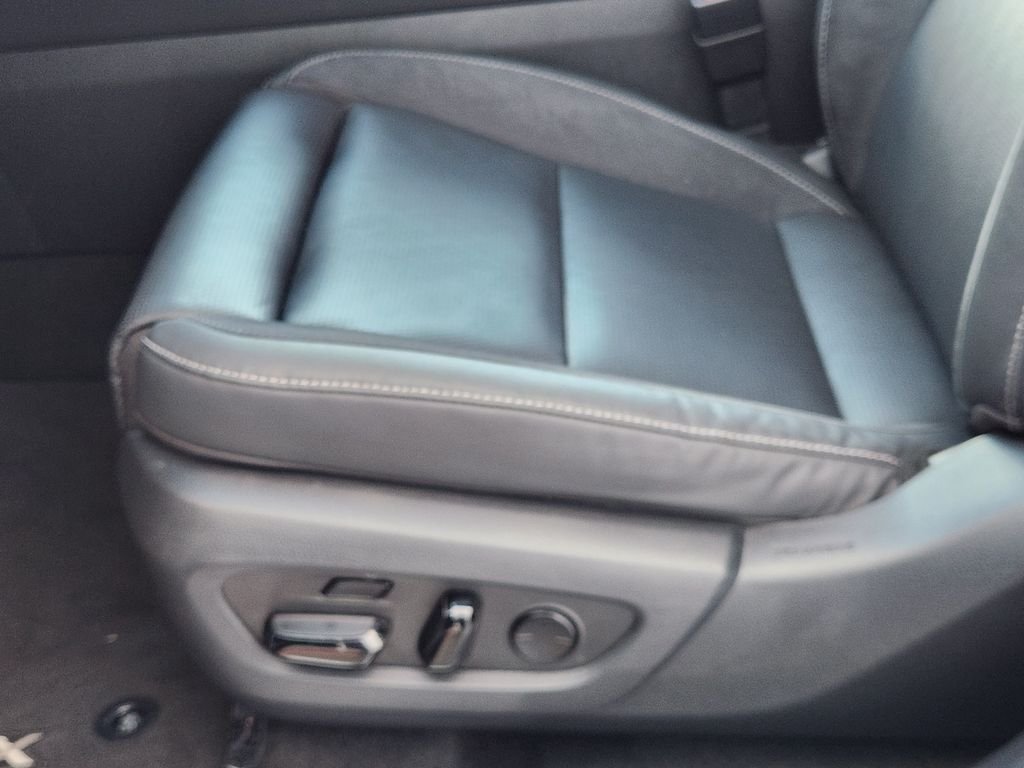 Certified Used 2023 Iridium Lexus 350 Luxury image 23