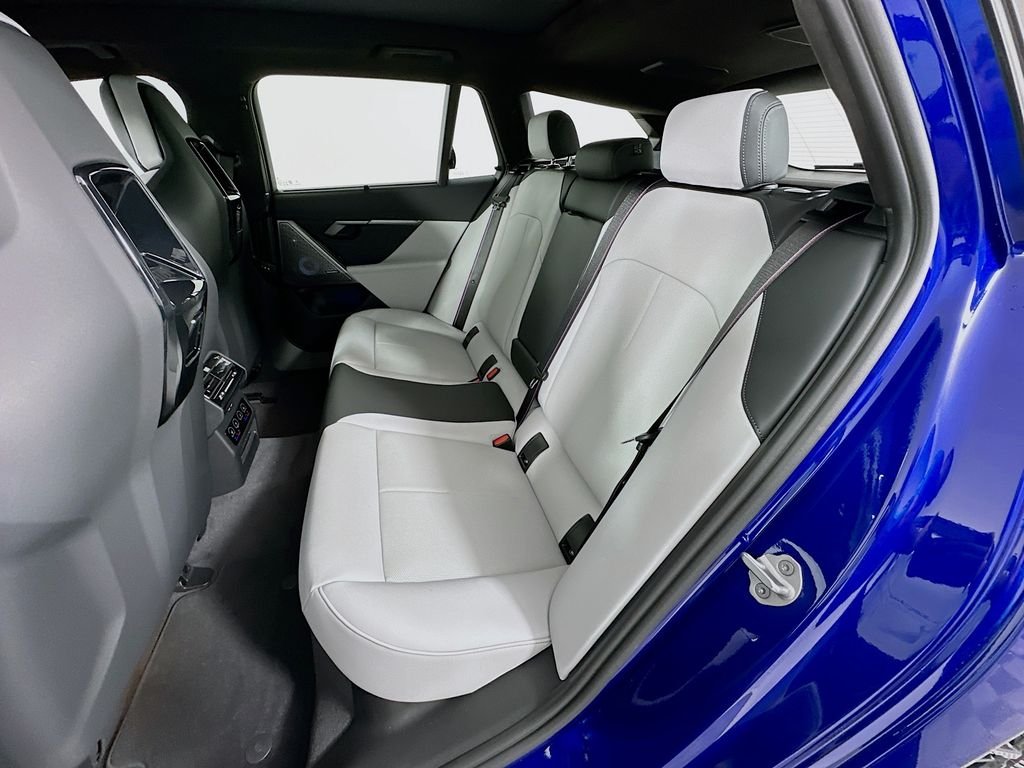 New 2027 Marina Bay Blue Metallic BMW Base image 17