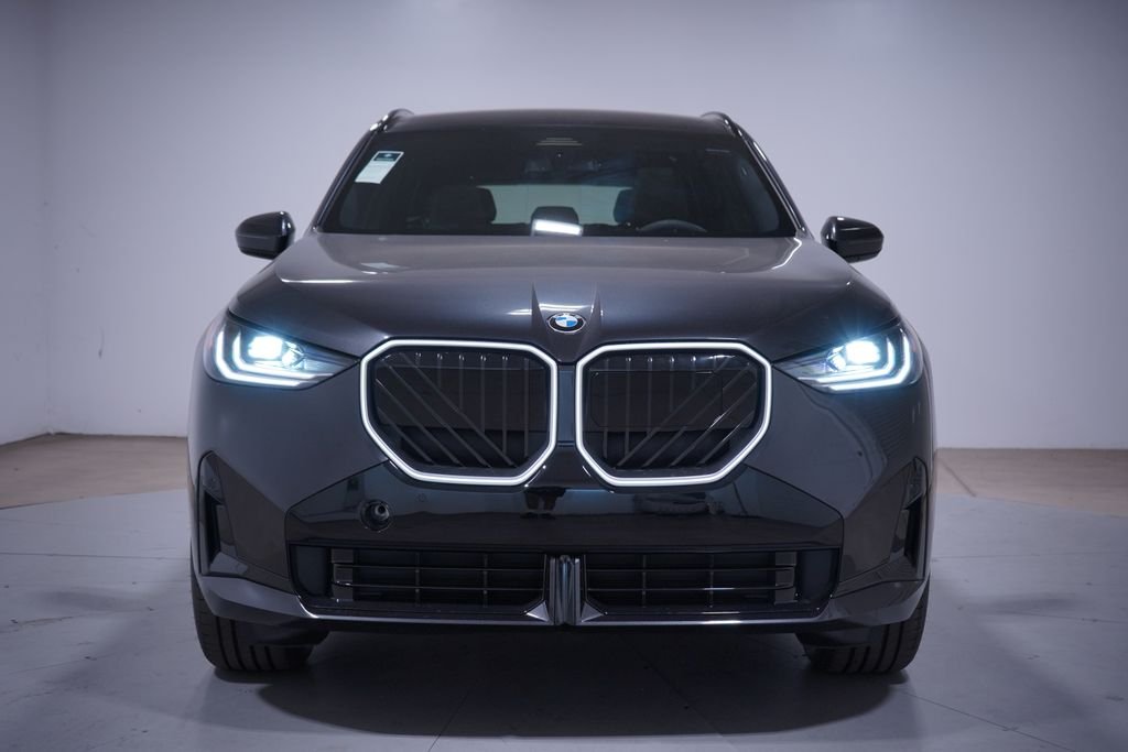 New 2026 Dark Graphite BMW 30 xDrive image 5