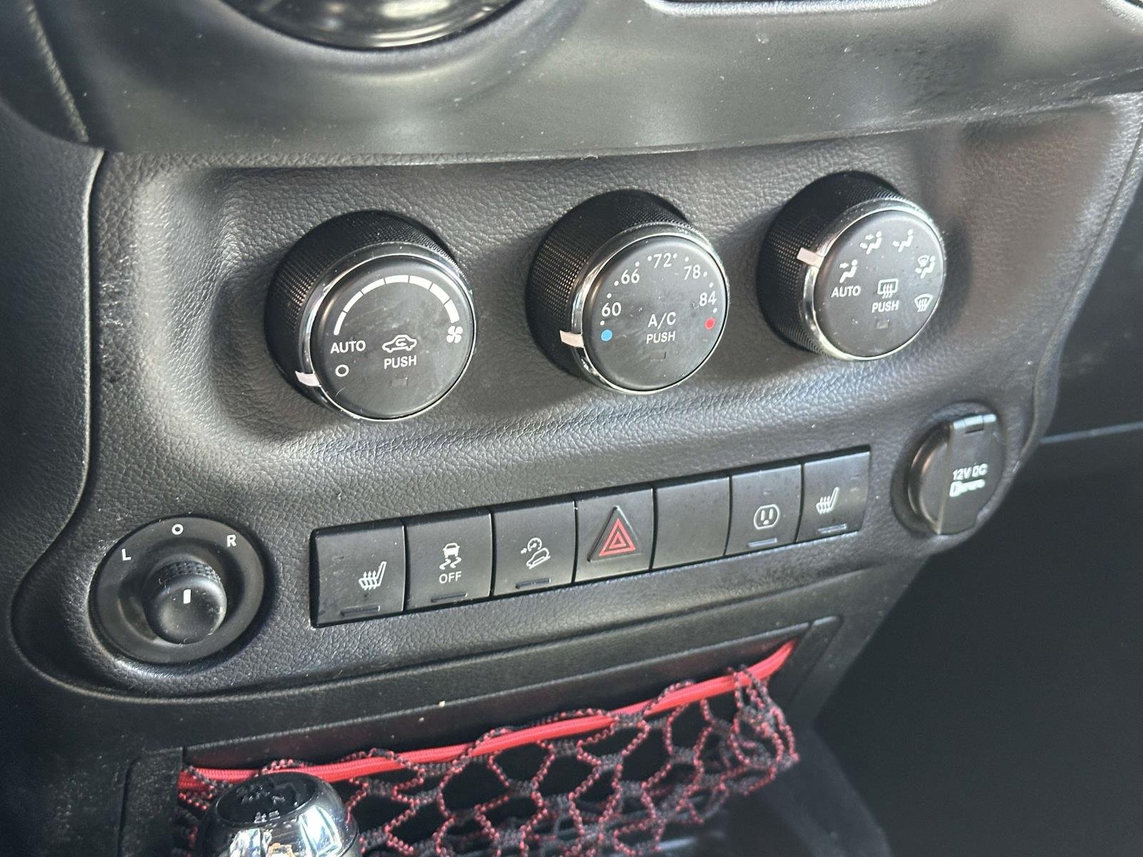 2017 Jeep Wrangler Unlimited Rubicon Recon - Photo 33