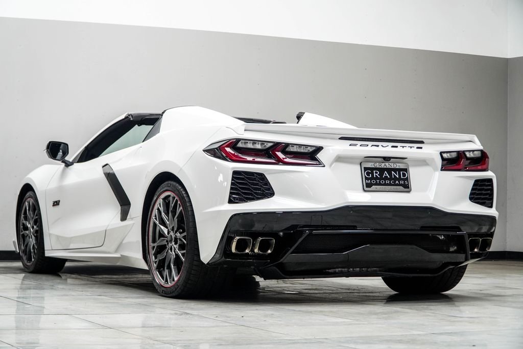 Used 2023 White Chevrolet Stingray image 14