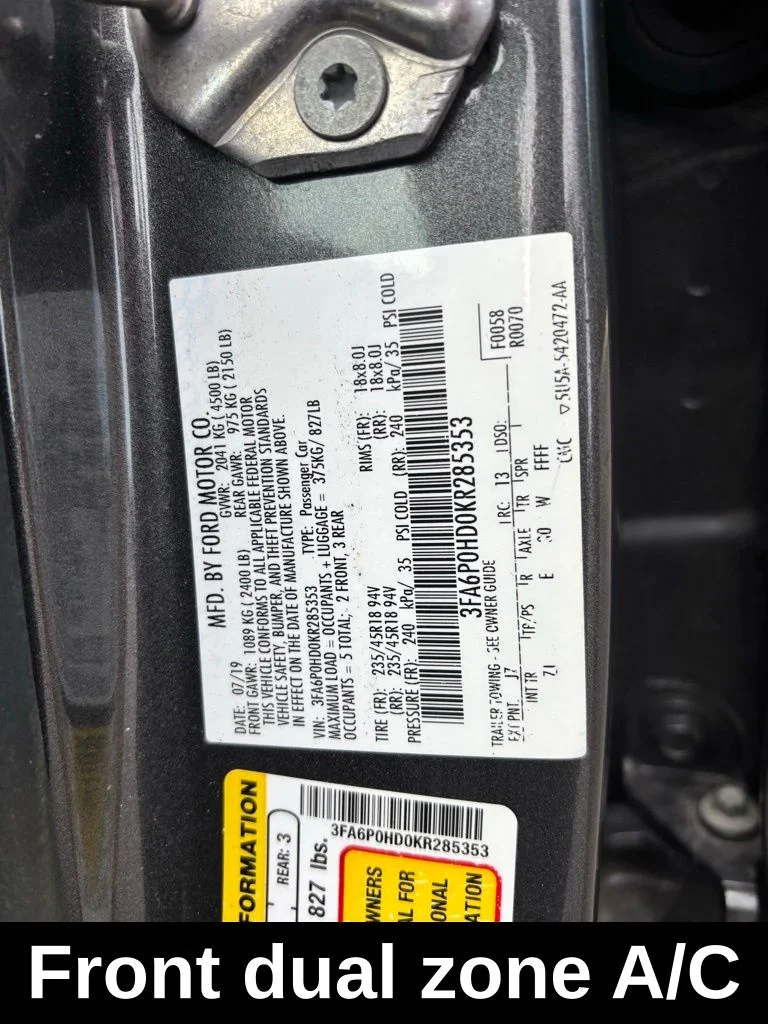 Used 2019 Gray Ford SE image 13