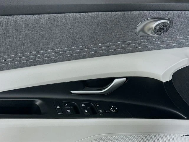 New 2026 Black Hyundai Limited image 10