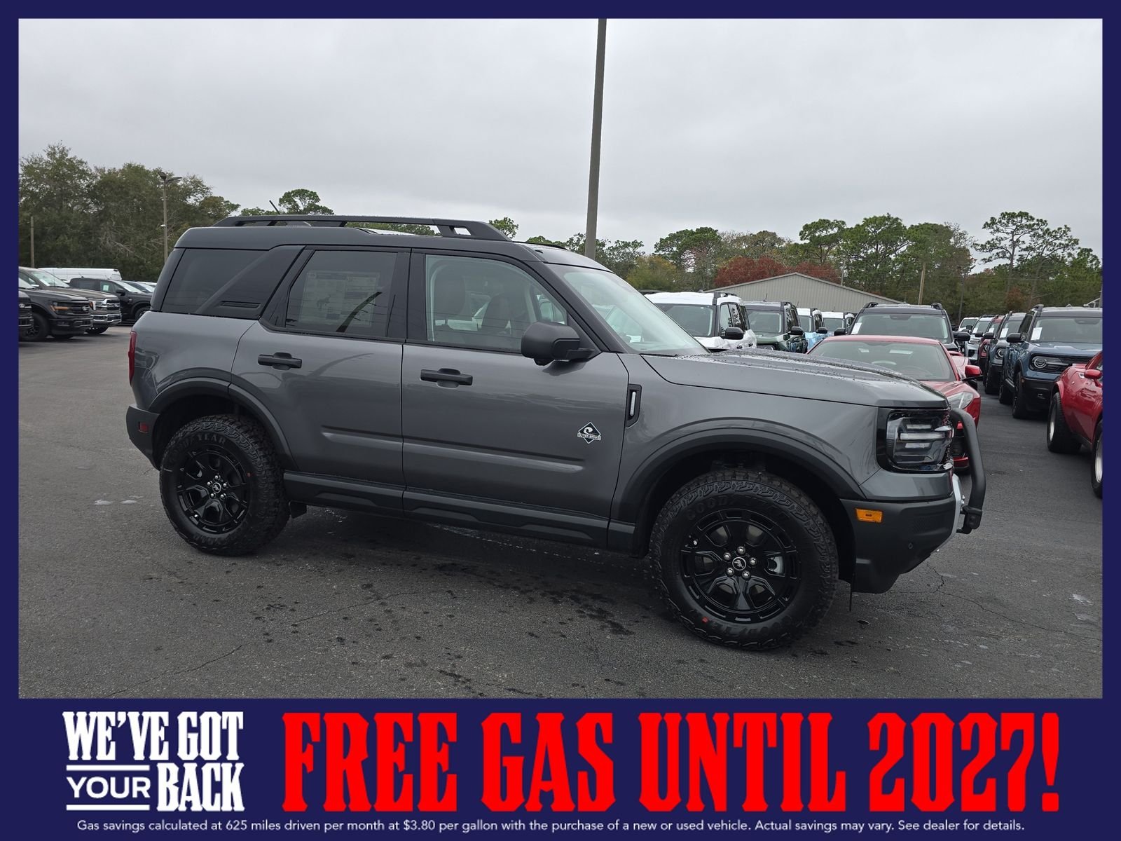 New 2025 Carbonized Gray Metallic Ford Outer Banks image 2