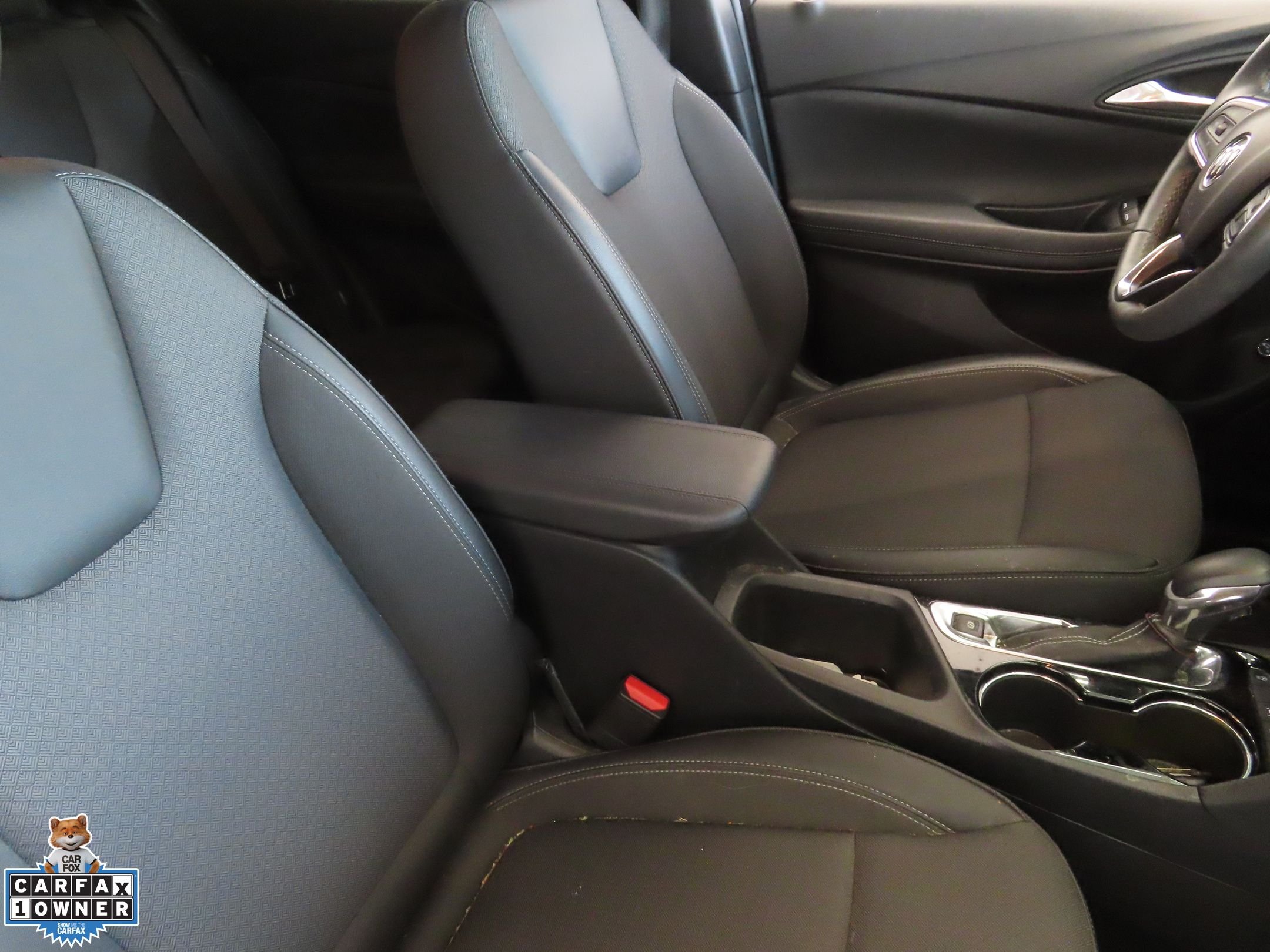Used 2023 White Buick Select image 24