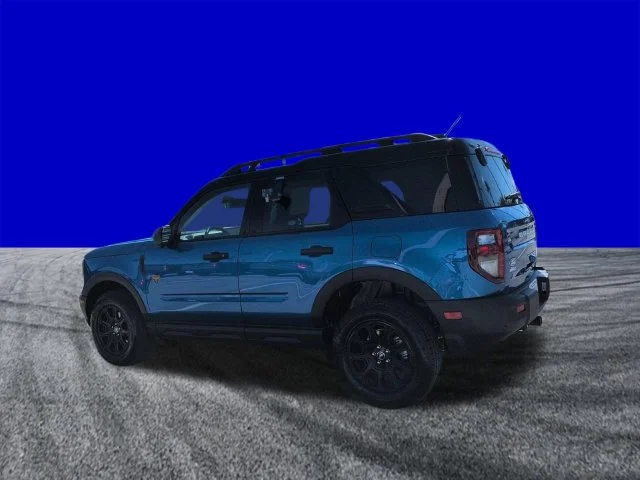 New 2026 Velocity Blue Metallic Ford Badlands® image 6