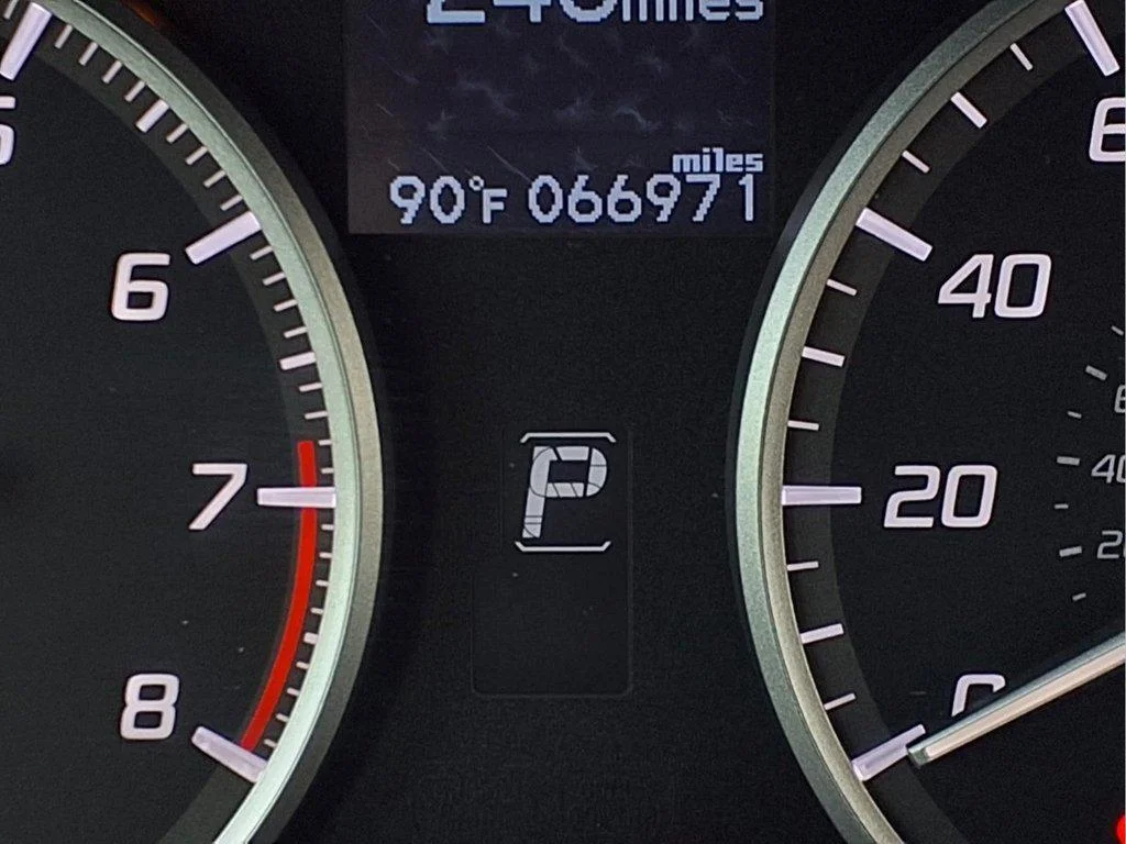 Used 2013 Amber Brownstone Acura FWD 4dr Tech Pkg image 20