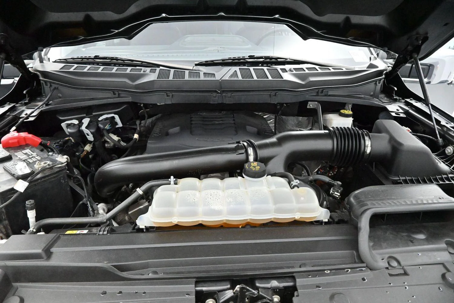 Used 2023 Black Ford XL image 38