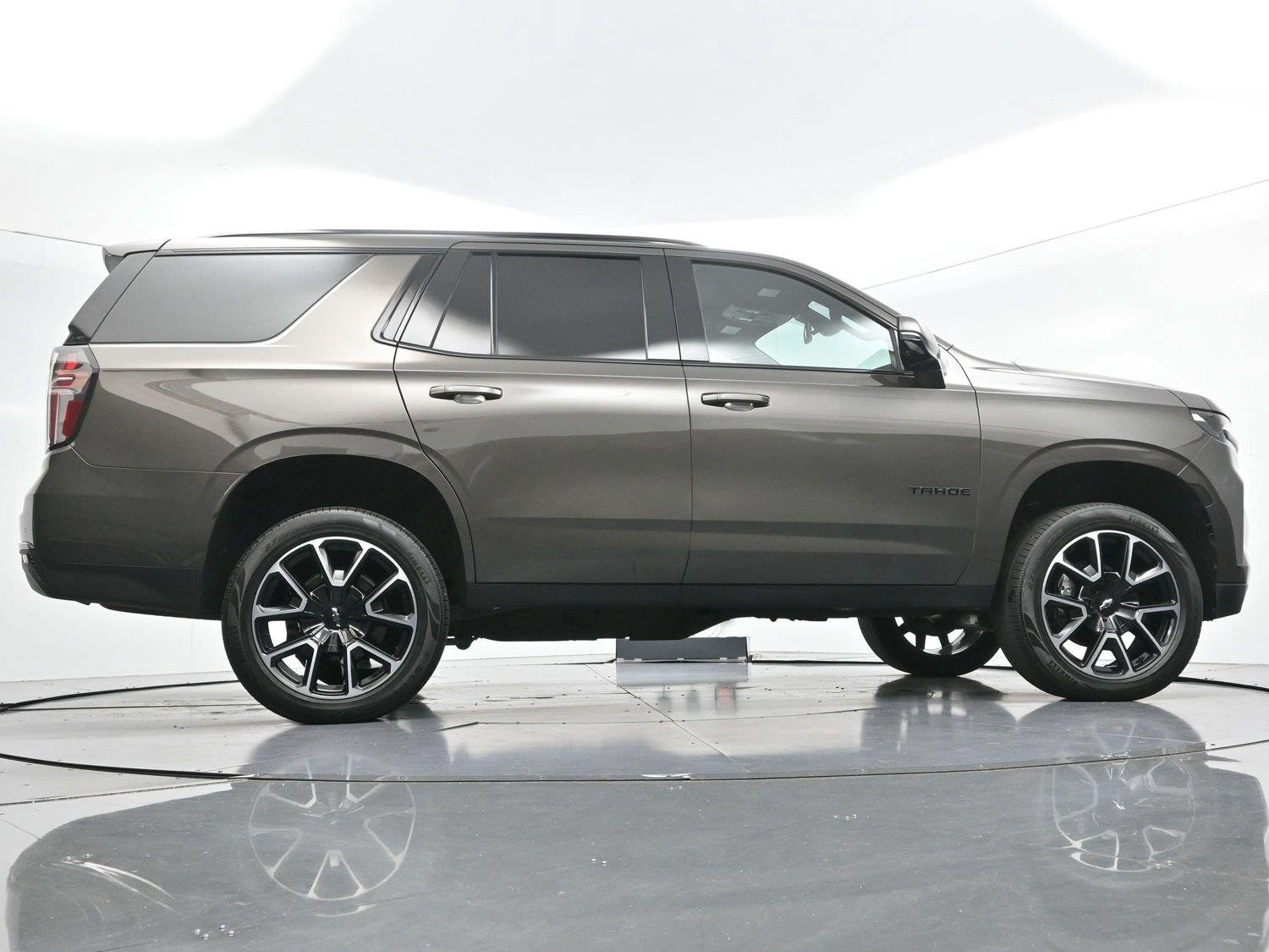 Used 2021 Charcoal Chevrolet RST image 59