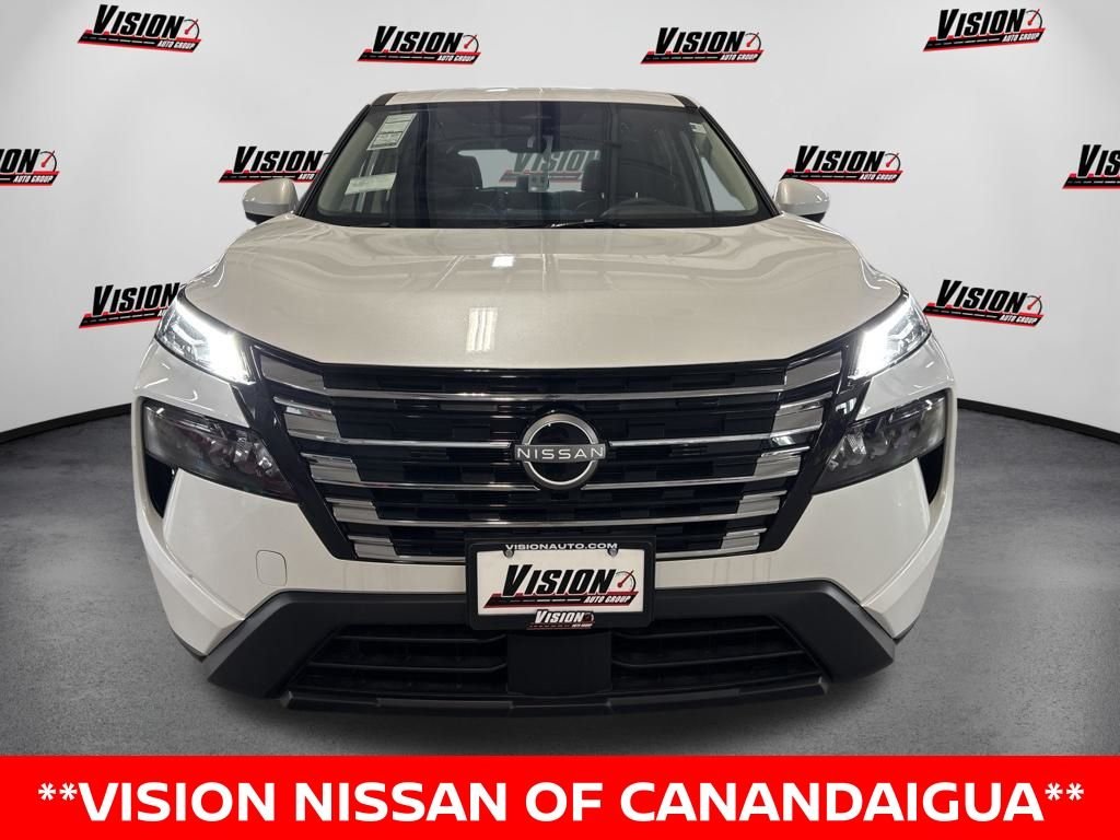 2026 Nissan Rogue SV - Photo 2