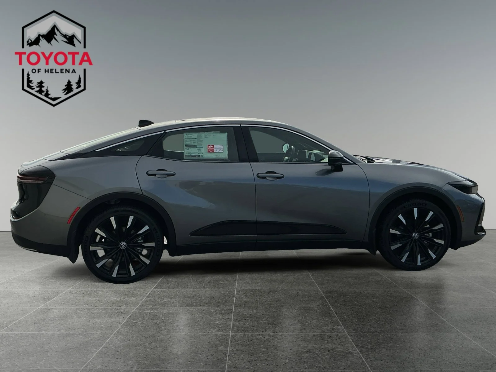 2026 Toyota Crown Platinum - Photo 6
