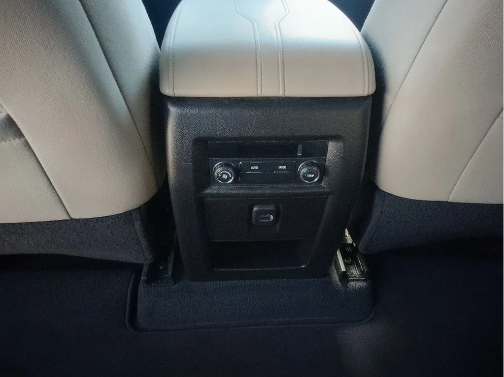 Used 2022 Mosaic Black Metallic Chevrolet LT Cloth image 11