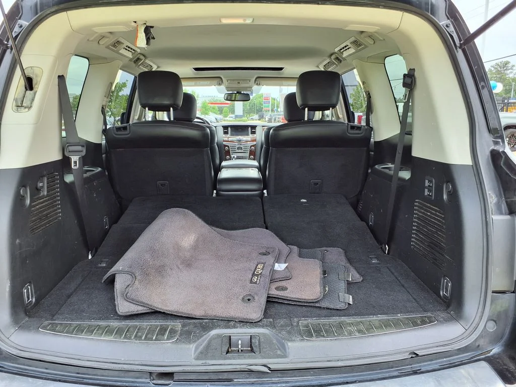 Used 2019 Black INFINITI LUXE image 13
