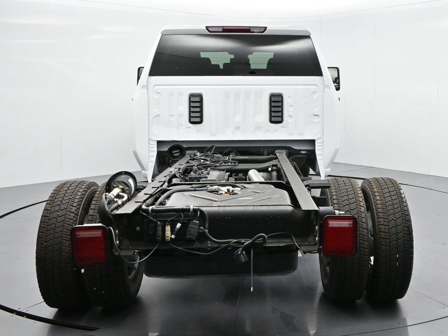 Used 2026 Summit White GMC Pro image 6