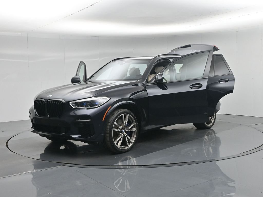 Used 2022 Black BMW M50i image 40