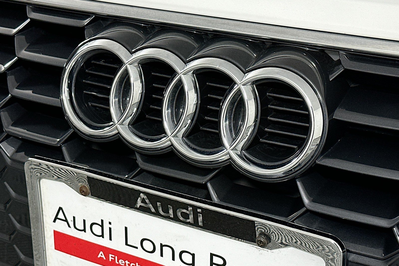 Used 2023 Ibis White Audi Premium image 15