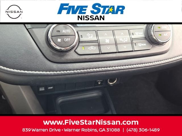 Used 2017 Black Toyota XLE image 19