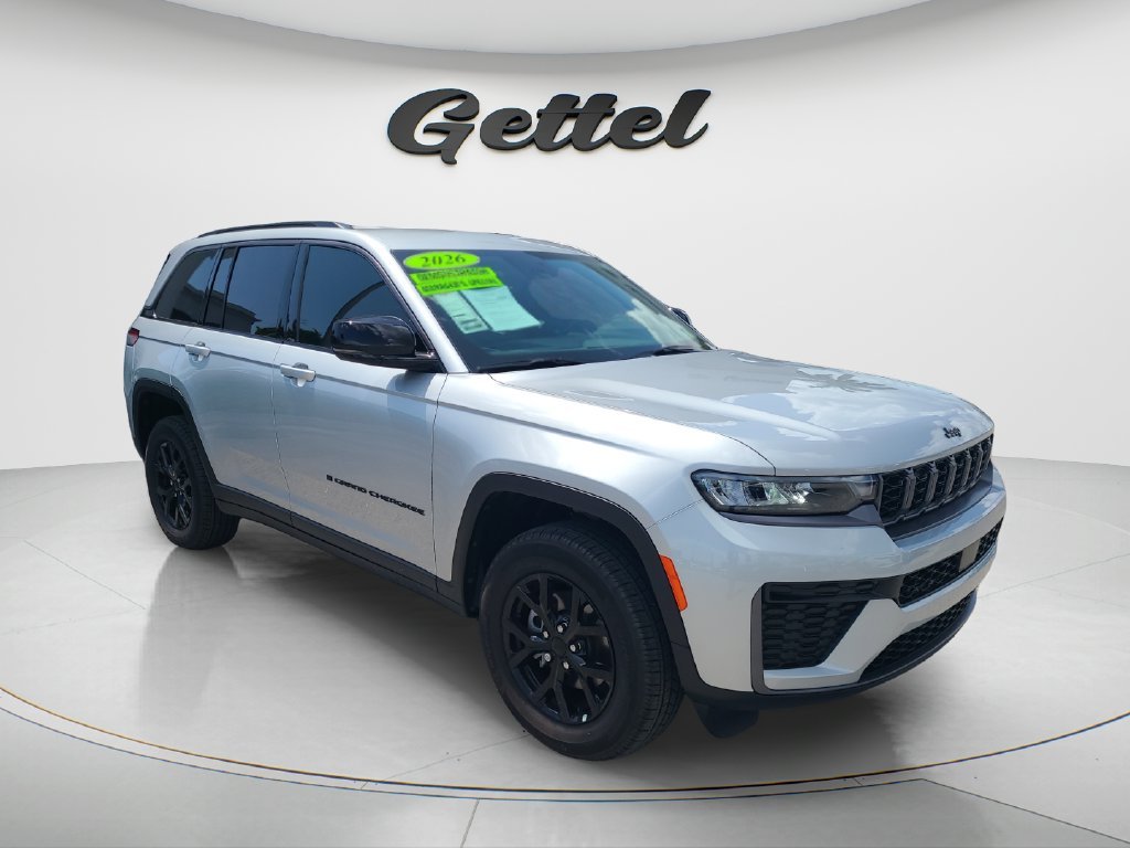 Used 2026 Silver Jeep Altitude image 3
