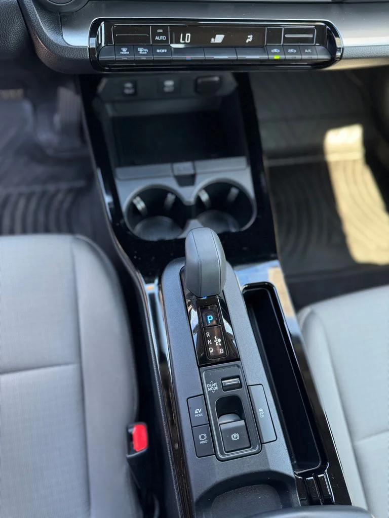 Used 2025 Cutting Edge Toyota LE image 19