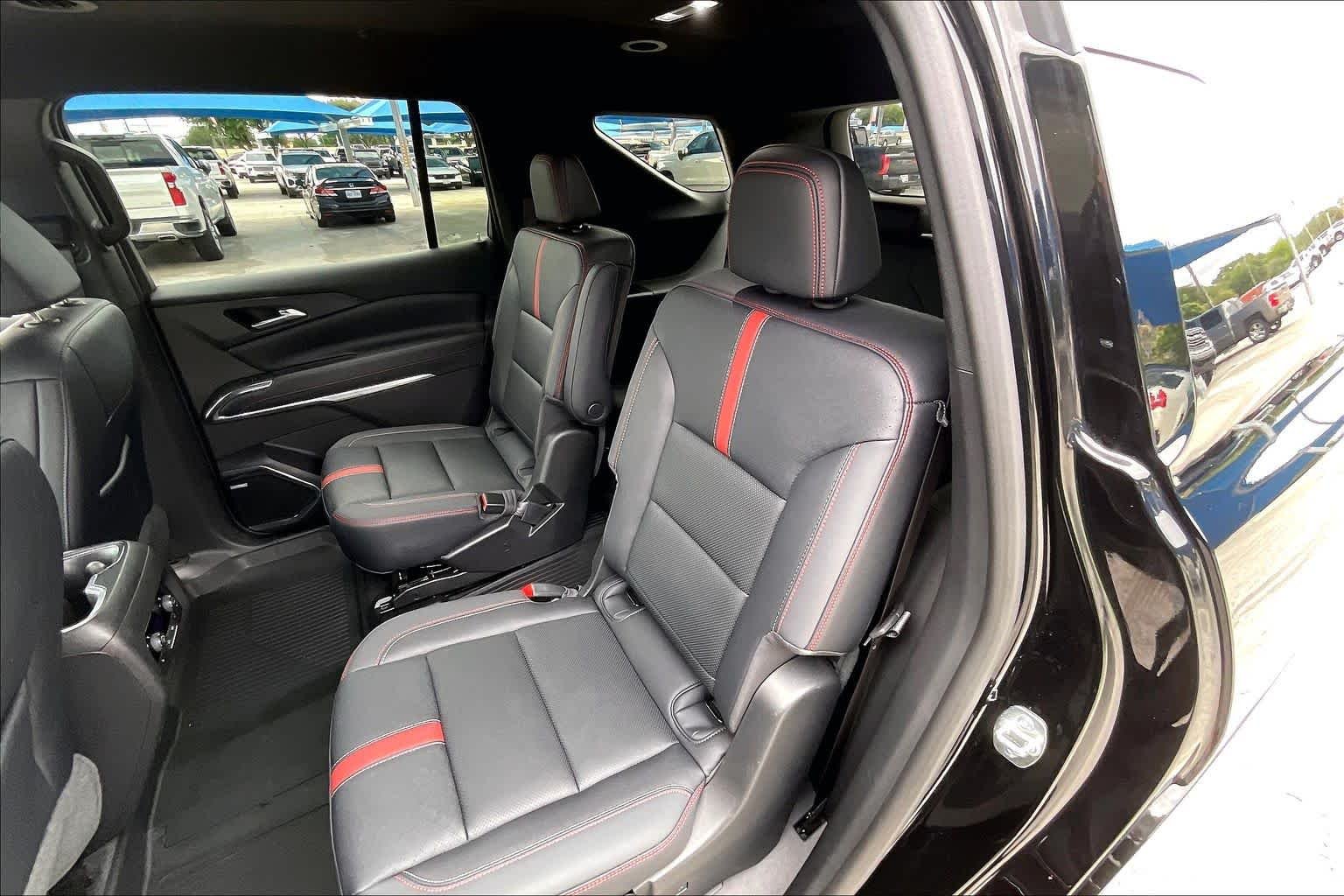 Used 2025 Mosaic Black Metallic Chevrolet FWD RS image 20