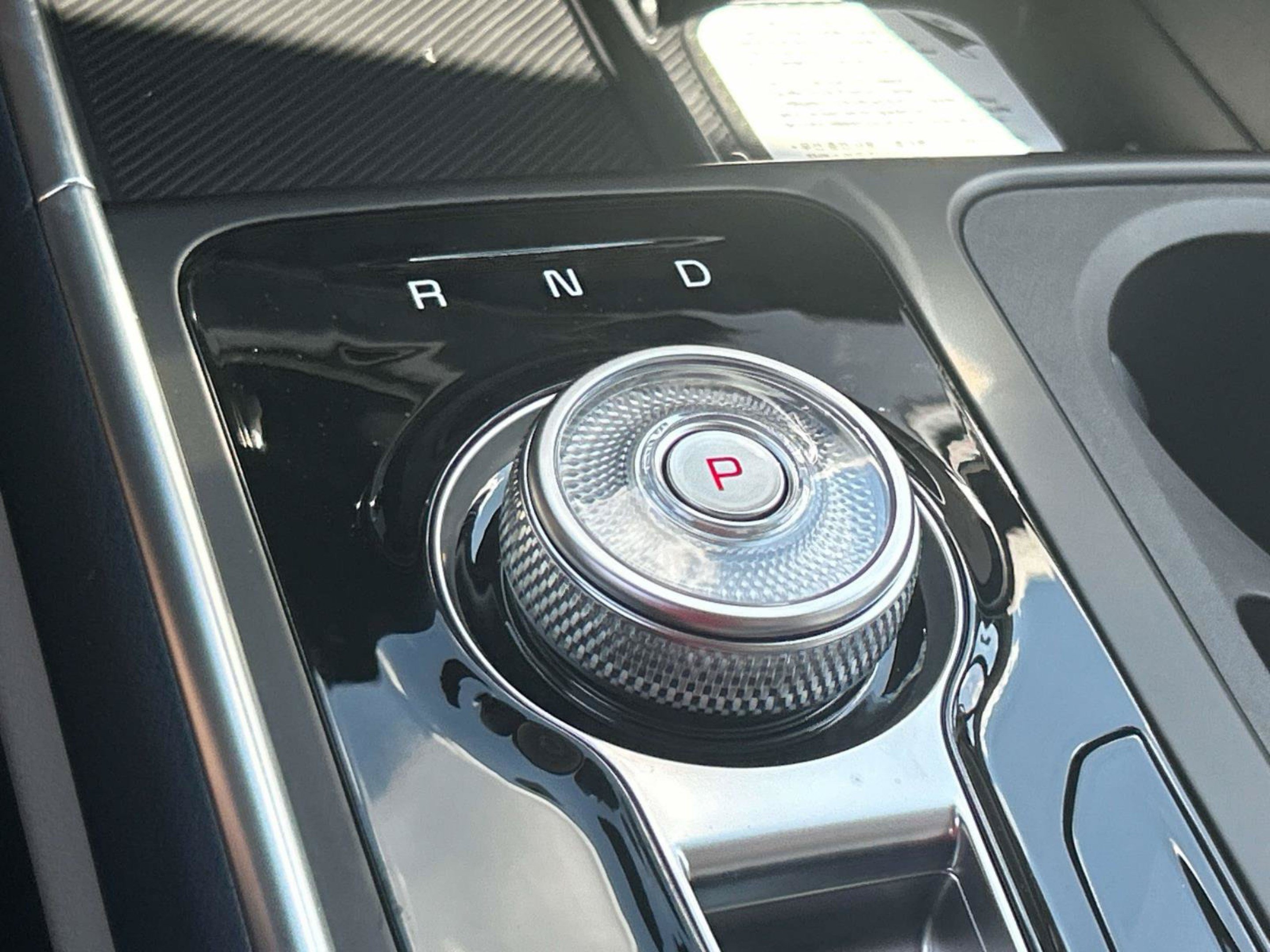 New 2027 Snow White Pearl Kia SX image 38