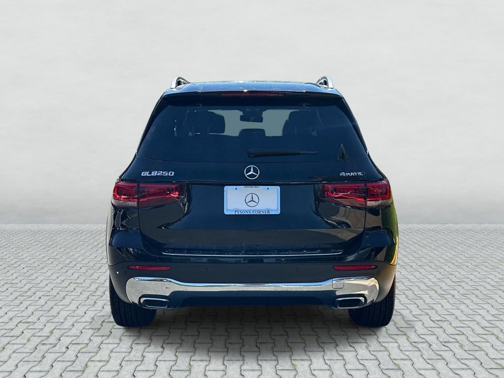 Certified Used 2022  Mercedes-Benz GLB 250 image 6