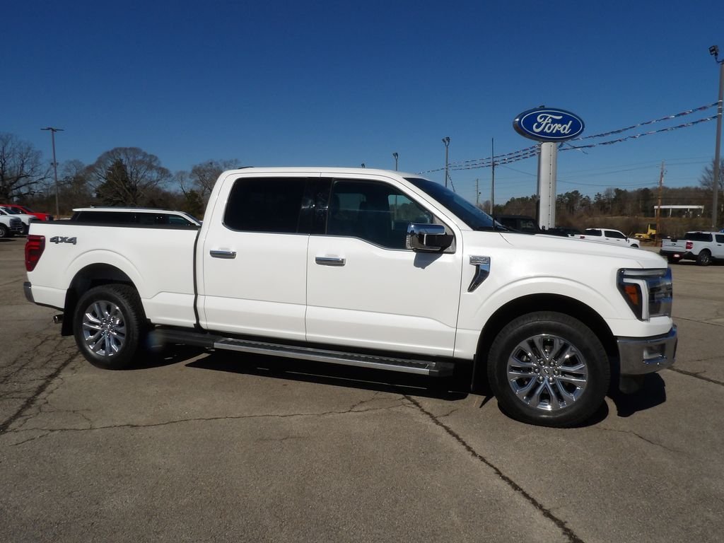 Used 2024 White Metallic Ford Lariat image 1