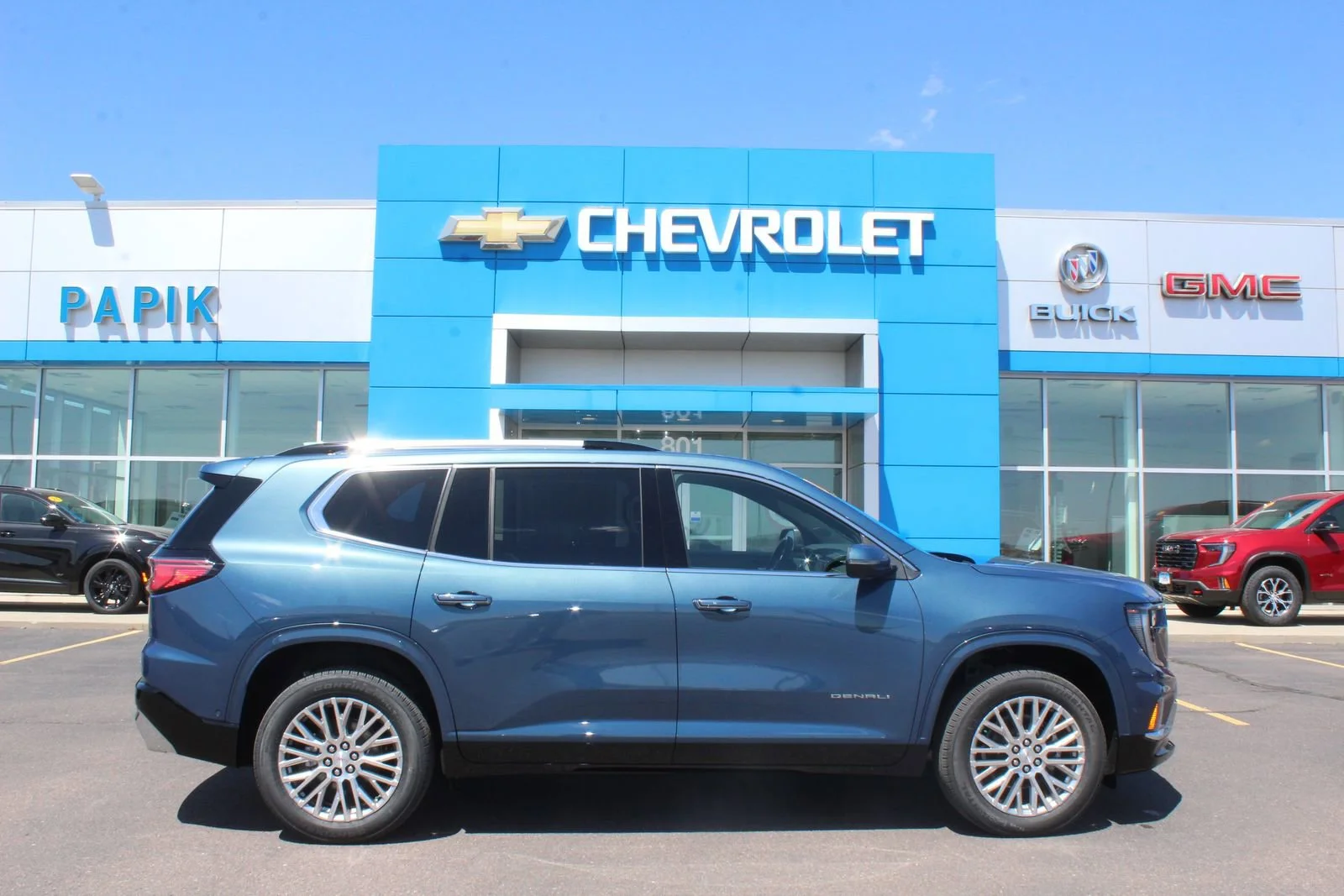 2026 GMC Acadia Denali AWD's photo