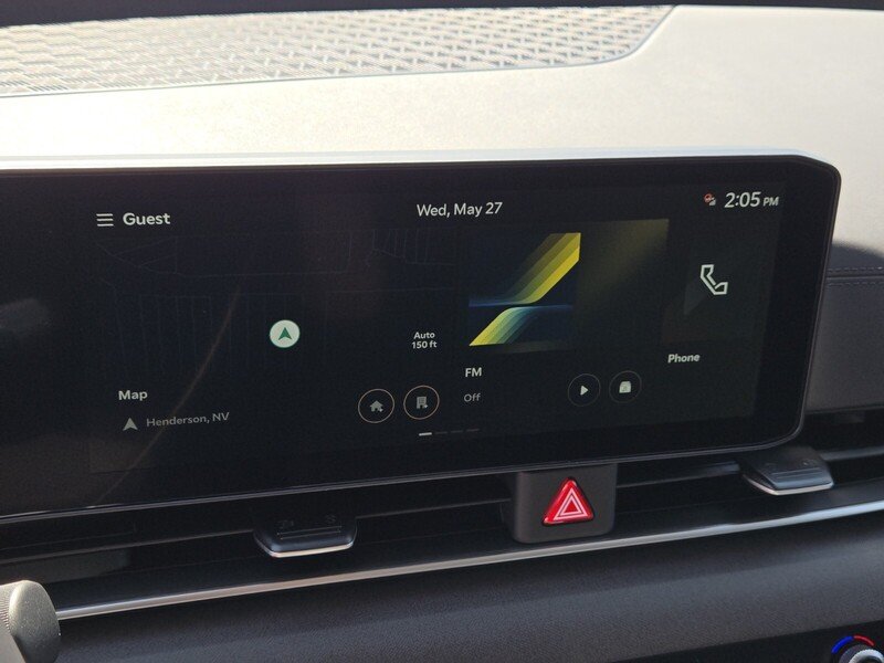New 2026 Snow White Pearl Kia EX image 13