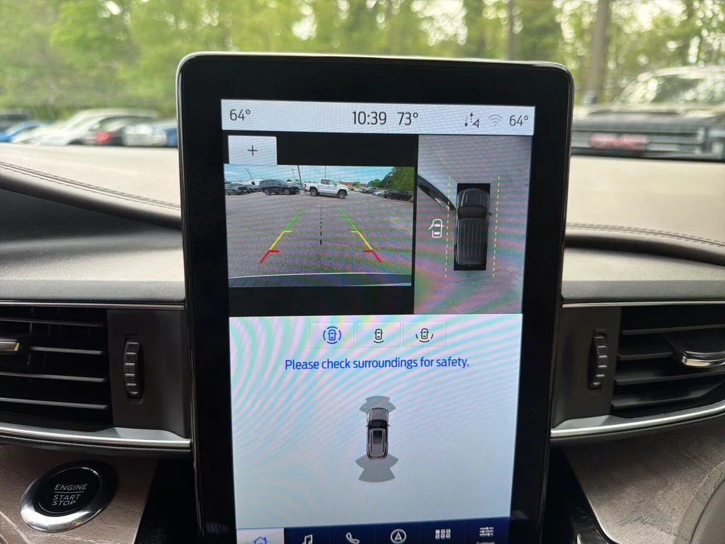 Used 2023 White Ford Platinum image 19