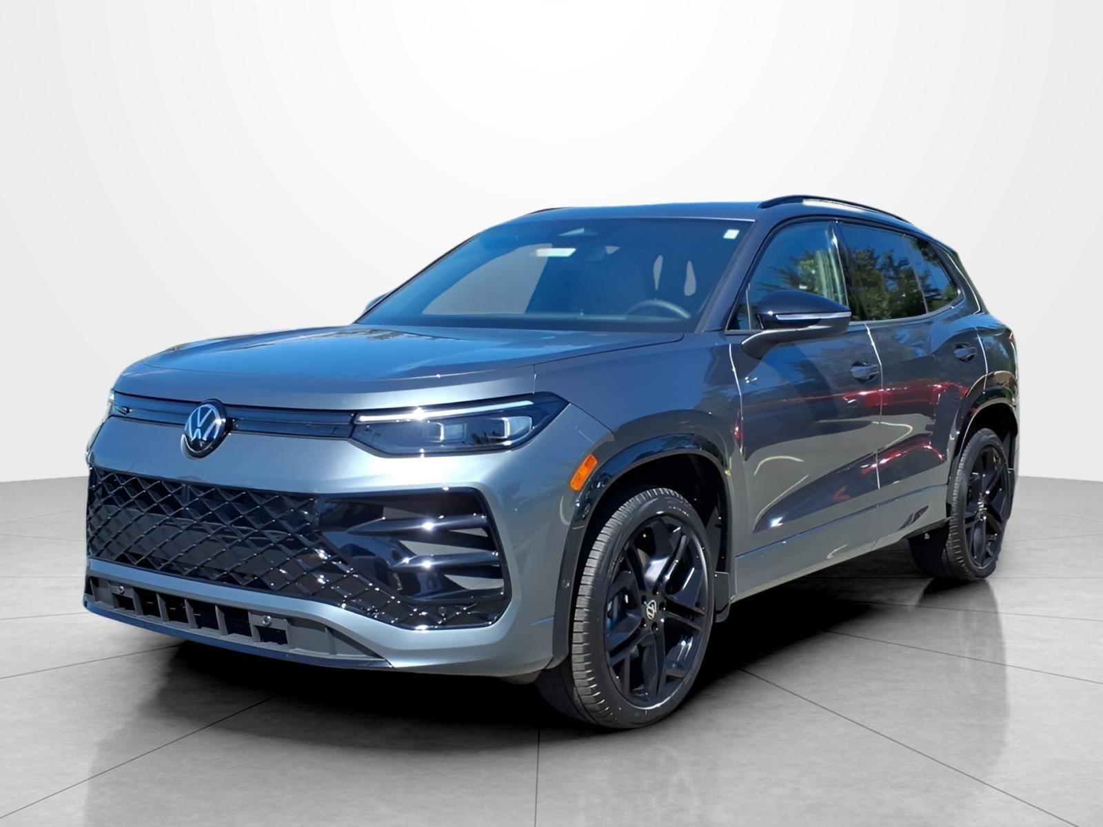 2025 Volkswagen Tiguan SE R-LINE BLACK