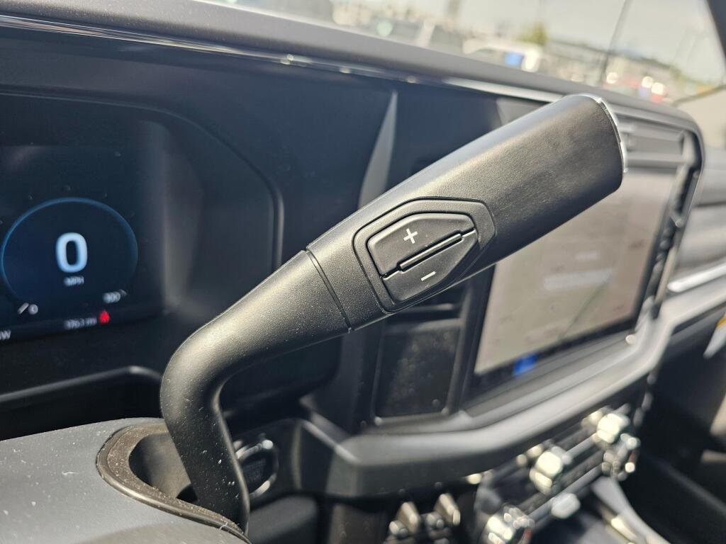 New 2026 Agate Black Metallic Ford F-350® Lariat® image 32