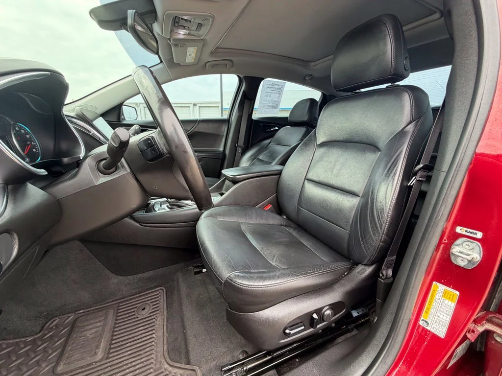 Used 2018 Red Chevrolet LT image 12