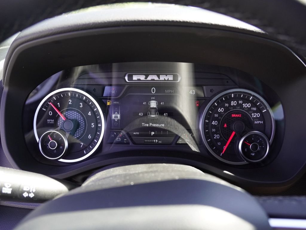 New 2026 Bright White Clear-Coat Exterior Paint RAM Big Horn/Lone Star image 13