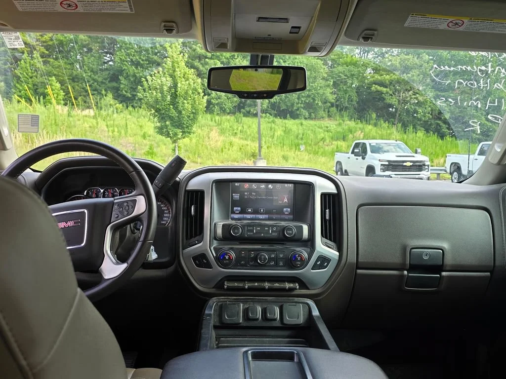 Used 2015 SUMMIT WHITE GMC SLT image 16