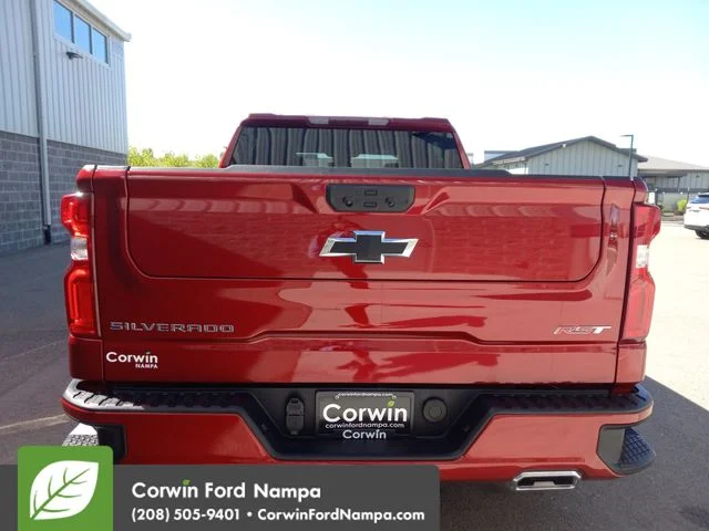 Used 2025 Red Chevrolet RST image 4
