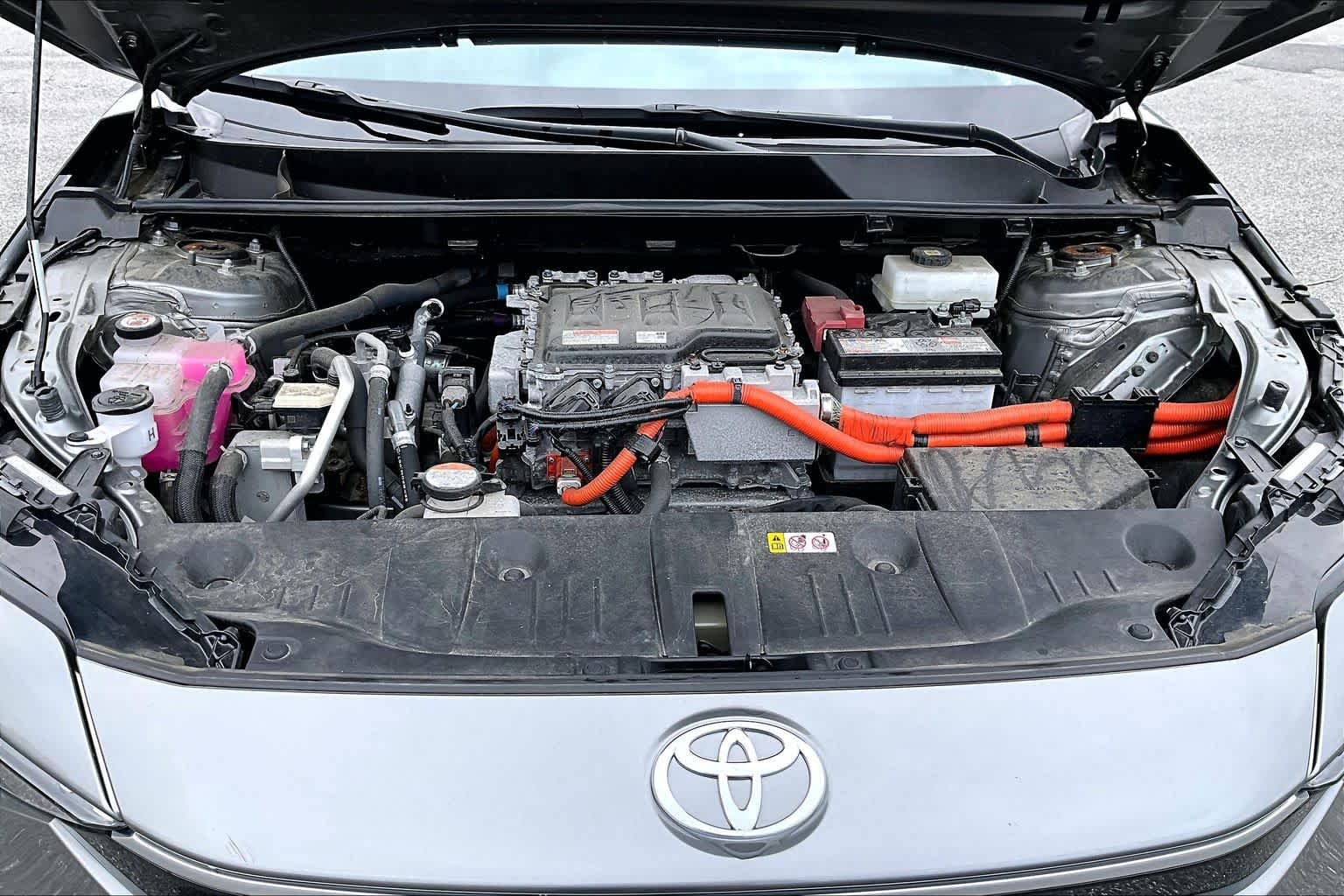 Used 2023 Heavy Metal Toyota XLE image 31