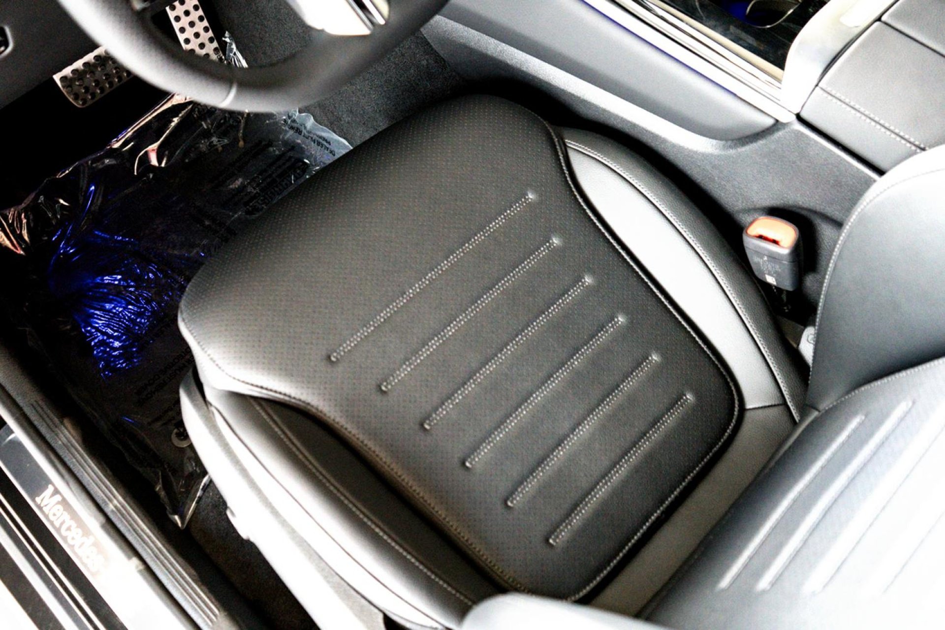 2025 Mercedes-Benz GLC Base - Photo 10