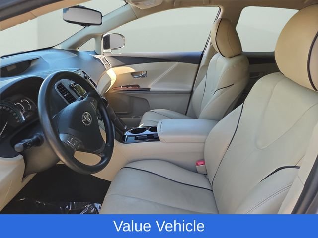 Used 2010 Blizzard Pearl Toyota Base image 26