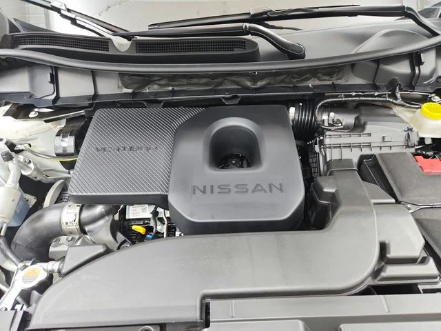 New 2026 White Nissan Platinum image 17