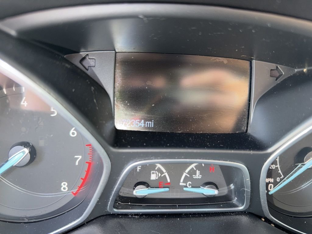 Used 2019 Blue Ford SEL image 6