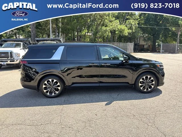 Used 2024 Black Kia EX image 9