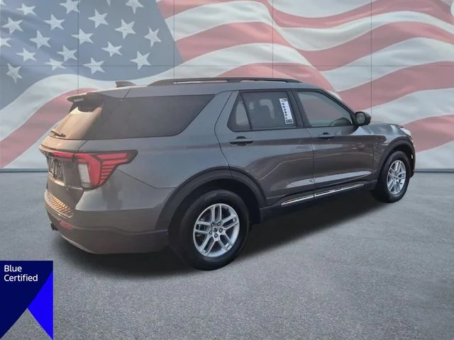 Used 2025 Gray Ford Active image 3