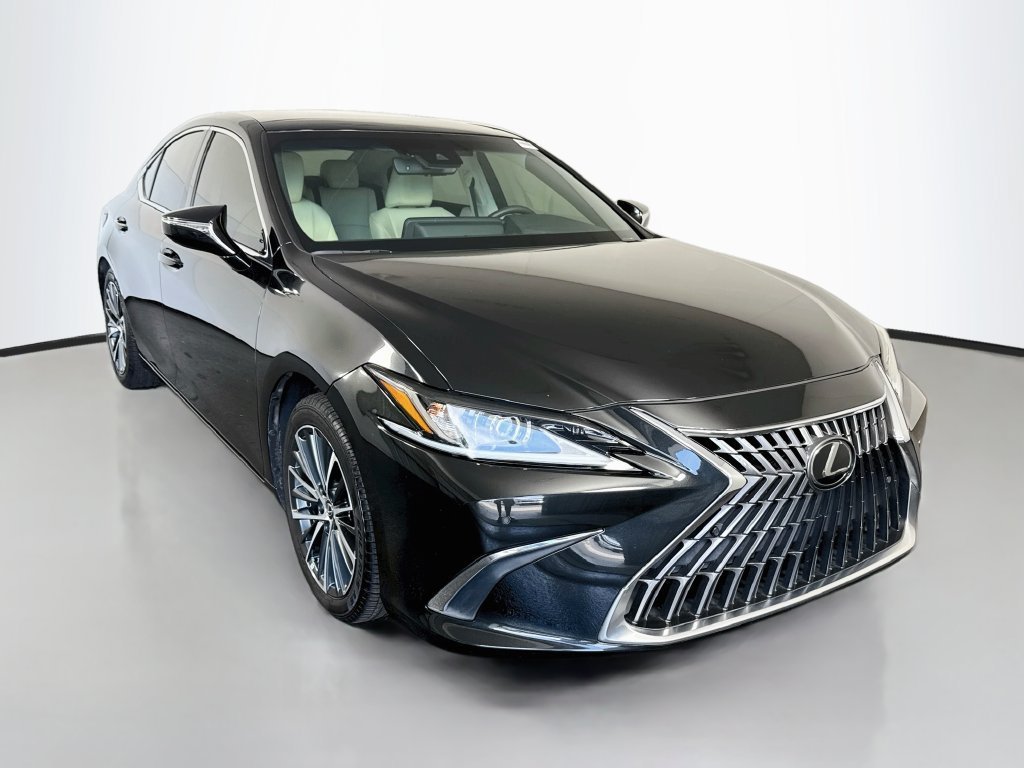 2022 Lexus ES