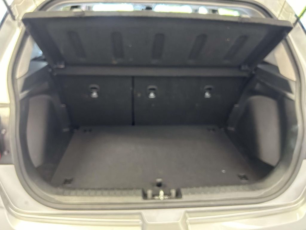 Used 2025 Silver Hyundai SEL image 11