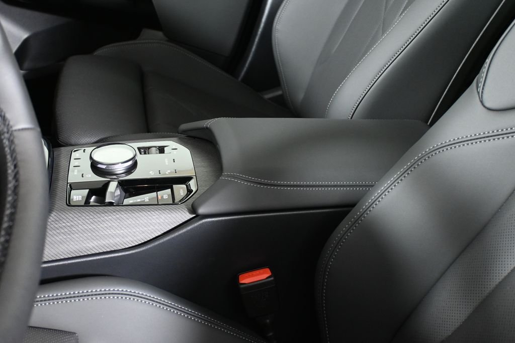 Used 2026 Gray Metallic BMW 30 xDrive image 25