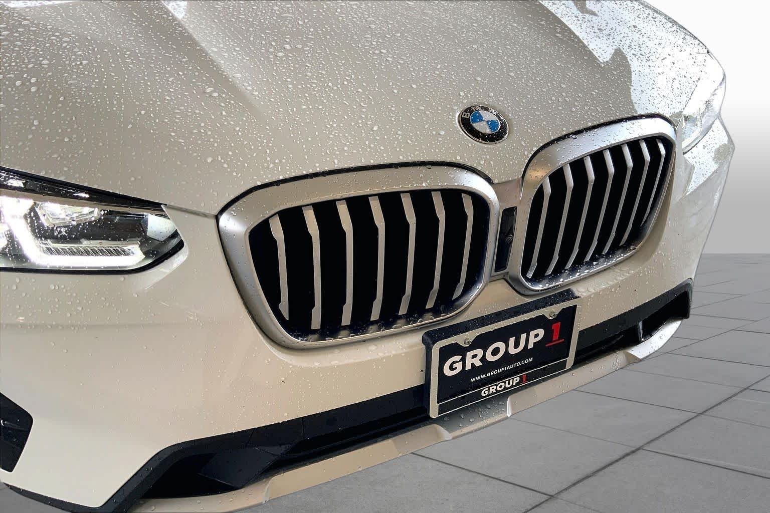 Used 2023 Alpine White BMW sDrive30i image 30
