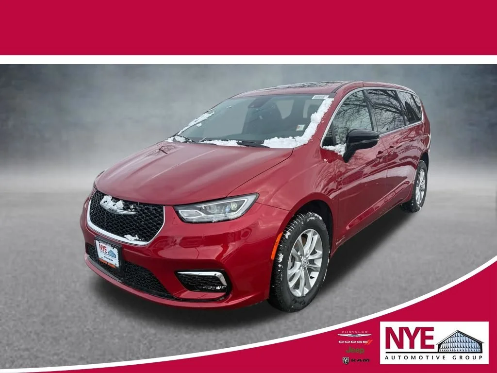 2026 Chrysler Pacifica Select AWD's photo