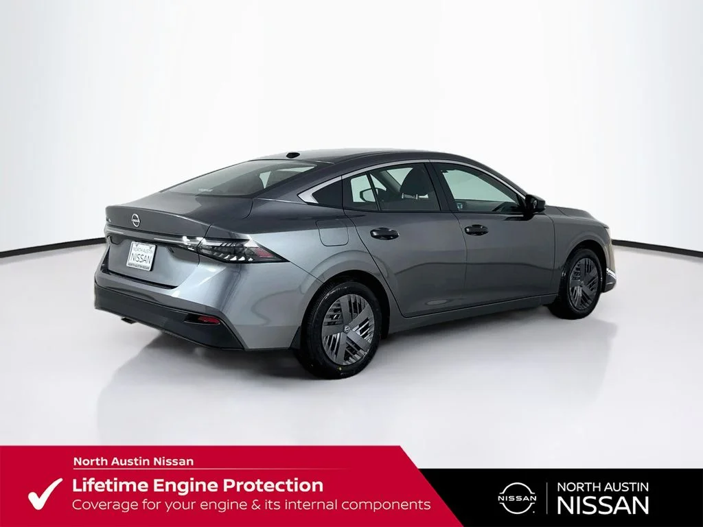 New 2027 Gray Nissan S image 8